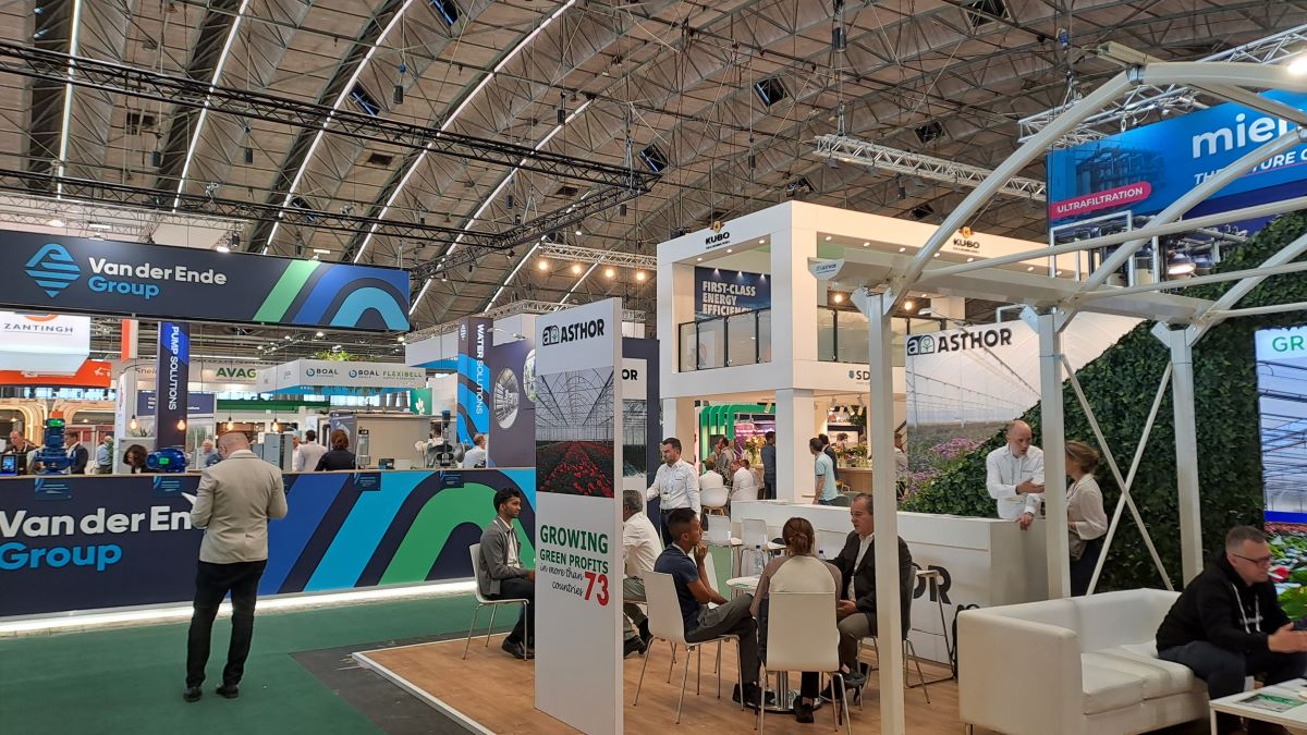 General Asthor b|arabes b|WUR Kirsten Leiss b|Aeroponia b|Berry cosechadora b|arrigoni|Valimex Elías b|General Rijk Zwaan Oerlemans b|startups b|Cluster Innovacal rb|Rufepa b